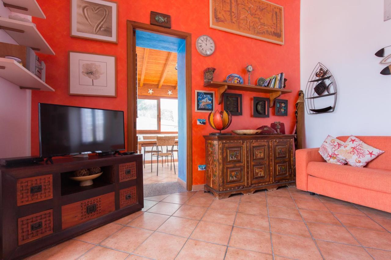 Il Pesce E Il Geco Apartamento Lípara Exterior foto
